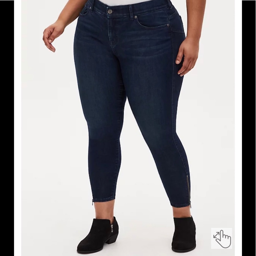 Torrid Bombshell Skinny Jean in a size 20S